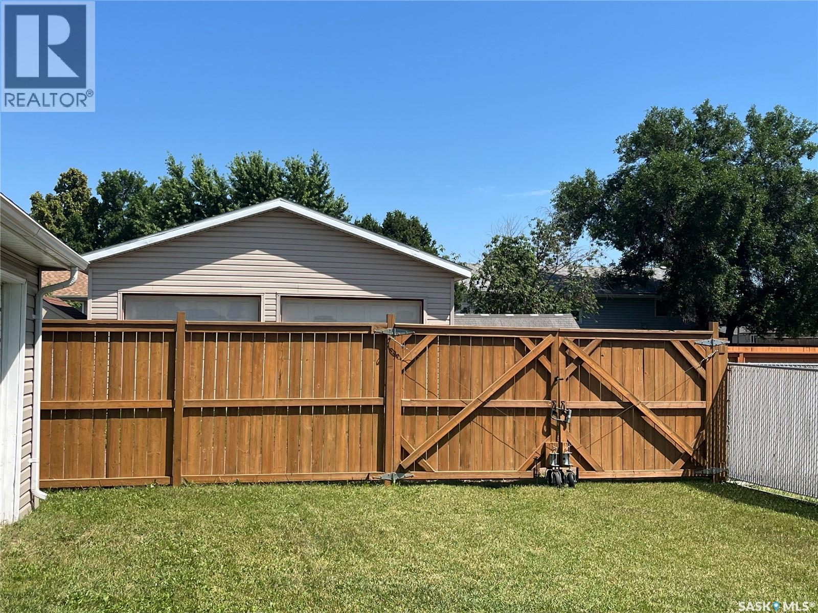 10 Mackie Crescent, Saskatoon, Saskatchewan  S7L 3V3 - Photo 34 - SK042364