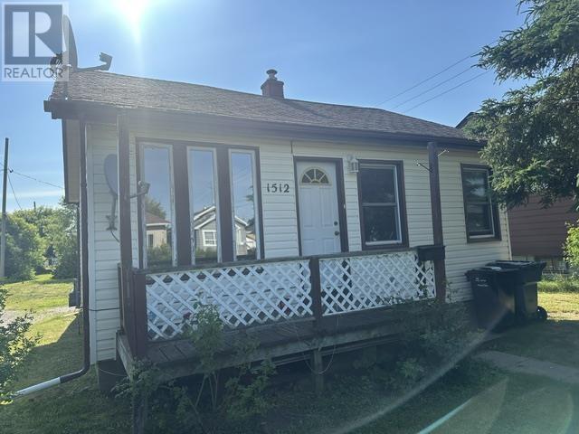 1512 Broadmore Ave., Thunder Bay, Ontario