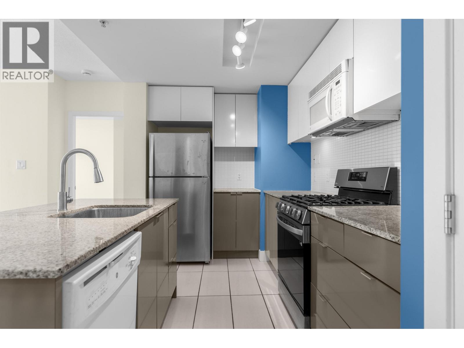 509 4808 Hazel Street, Burnaby, British Columbia V5H 0A2 - Photo 3 - R3137358