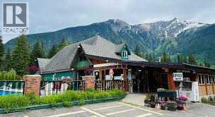 7050 Trans-Canada Highway, Out Of Province_alberta, British Columbia  V0E 2S0 - Photo 14 - A2327313