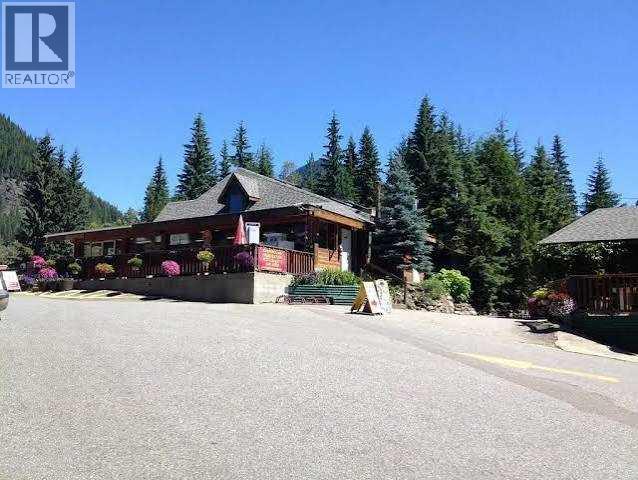 7050 Trans-Canada Highway, Out Of Province_alberta, British Columbia  V0E 2S0 - Photo 17 - A2327313