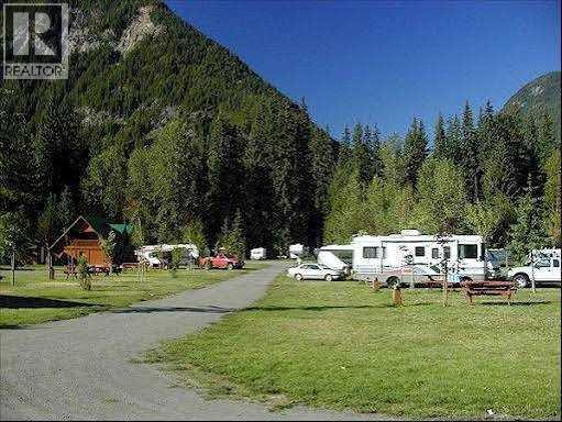 7050 Trans-Canada Highway, Out Of Province_alberta, British Columbia  V0E 2S0 - Photo 8 - A2327313