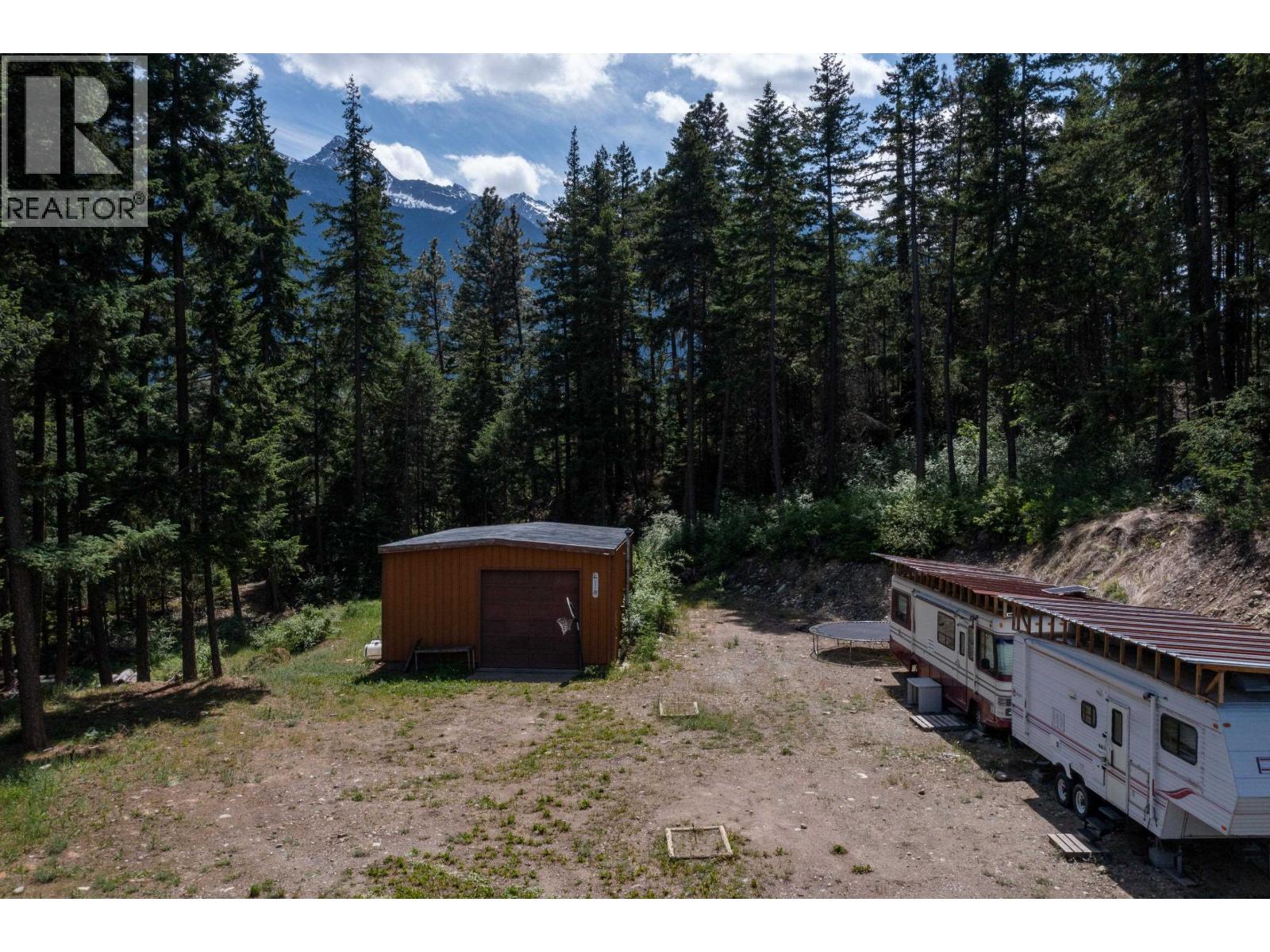 9840 Anderson Place, Pemberton, British Columbia V0N 1L0 - Photo 6 - R3122062
