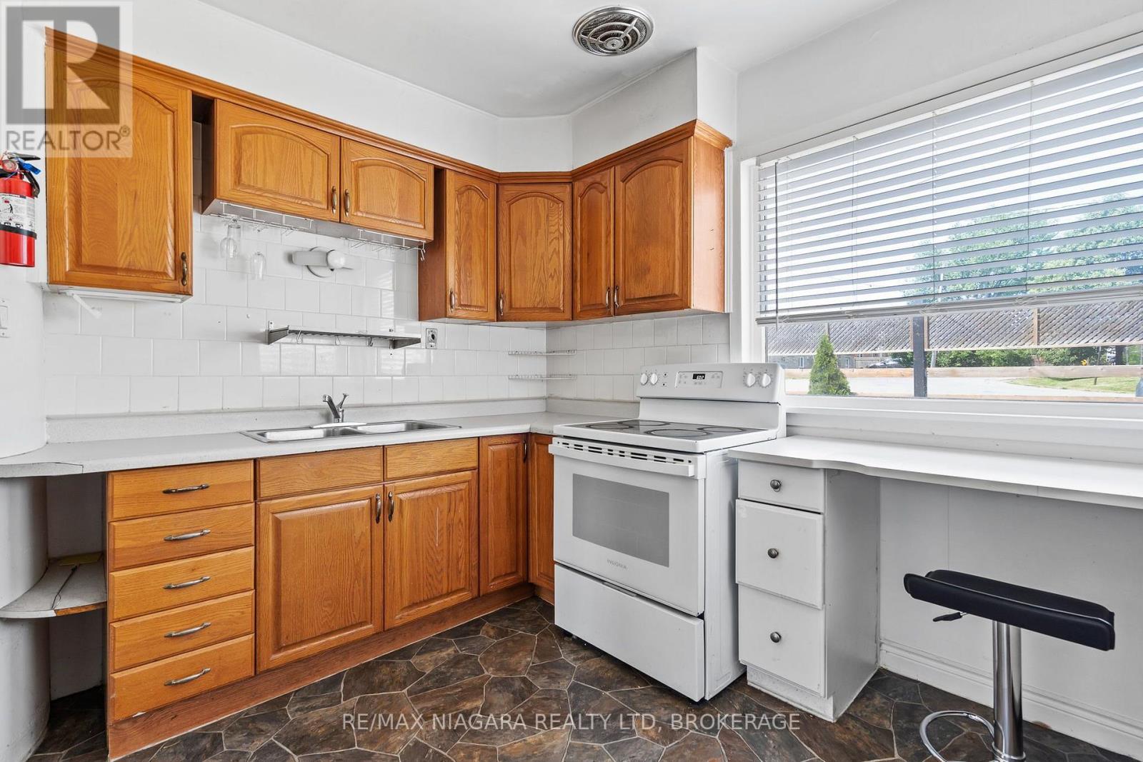 73 Hillview Road, St. Catharines, Ontario  L2S 1S8 - Photo 21 - X13640708