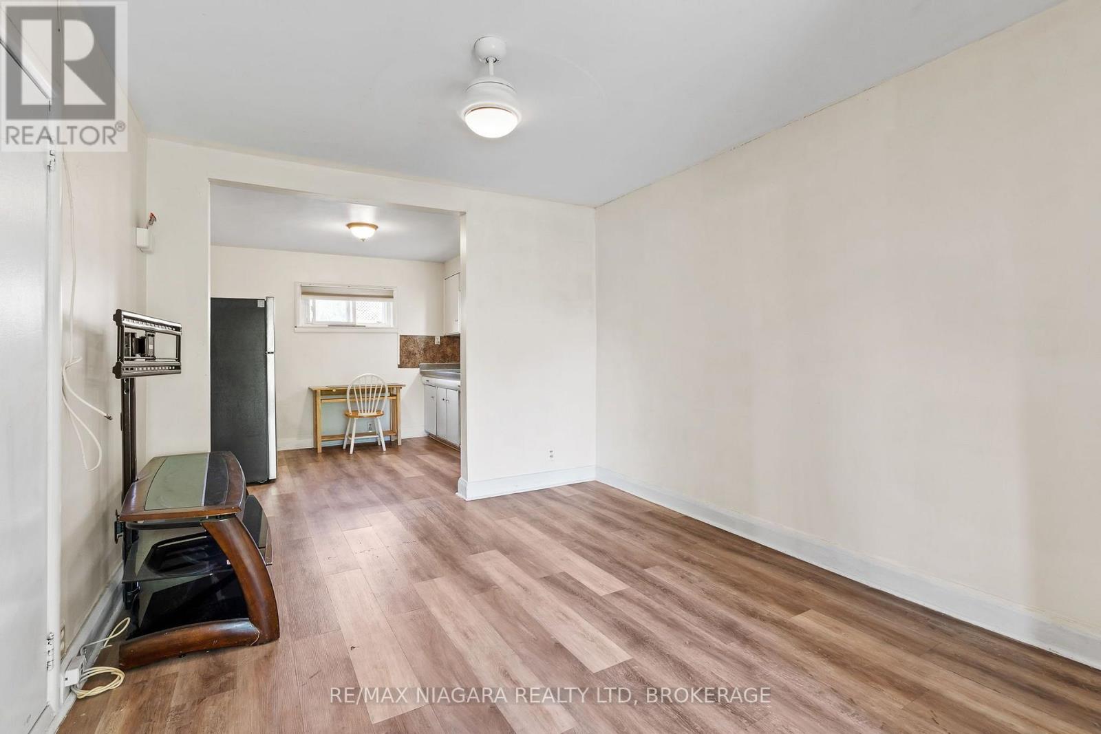 73 Hillview Road, St. Catharines, Ontario  L2S 1S8 - Photo 9 - X13640708