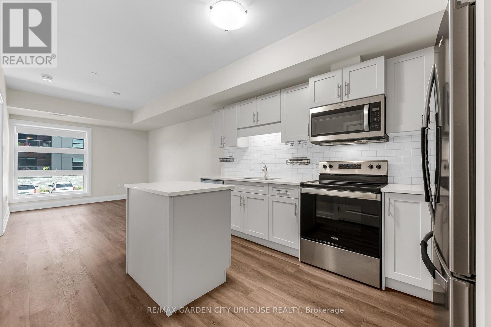 102 - 118 Summerside Boulevard, Pelham, Ontario  L3E 0C1 - Photo 3 - X13640748
