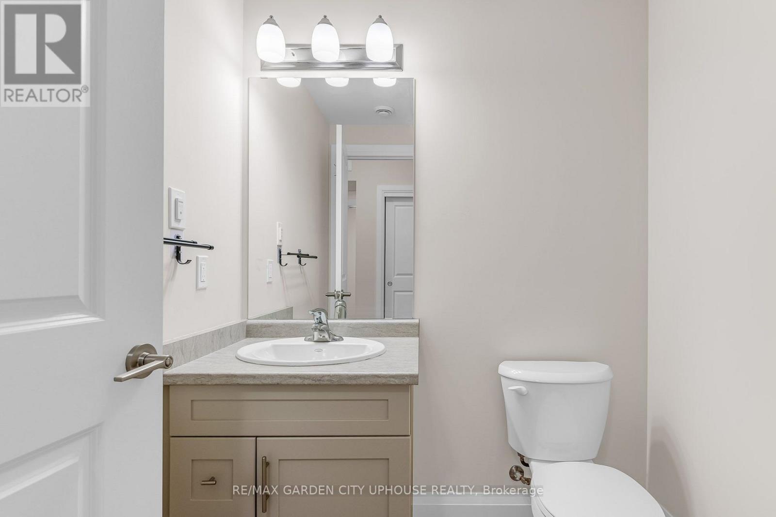 102 - 118 Summerside Boulevard, Pelham, Ontario  L3E 0C1 - Photo 6 - X13640748