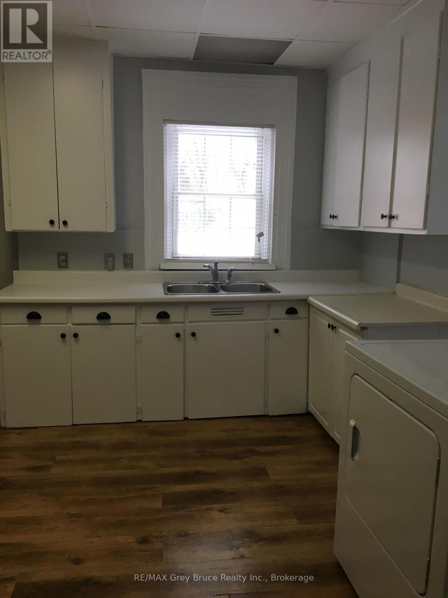 216/218 Denmark Street, Meaford, Ontario  N4L 1C2 - Photo 44 - X13557618