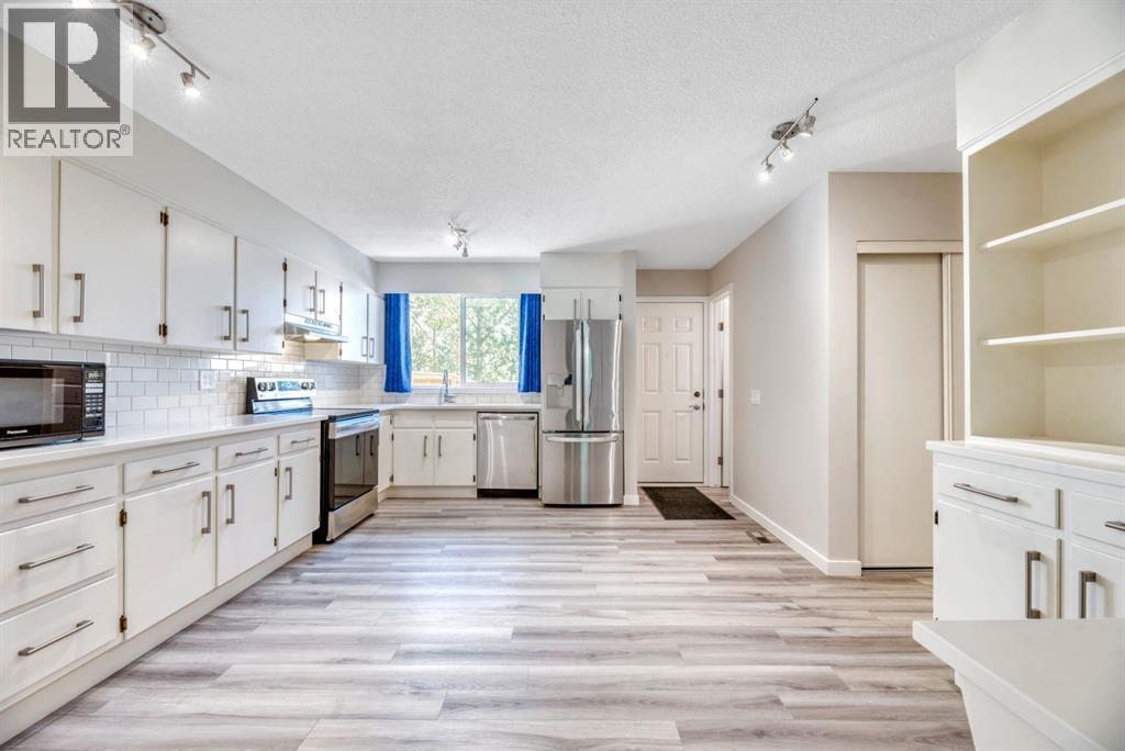 62, 630 Sabrina Road SW, Calgary, Alberta  T2W 2N7 - Photo 5 - A2329756