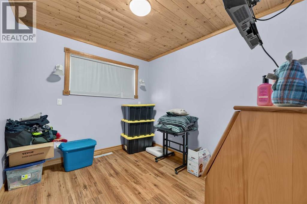 8008 36 Avenue NW, Calgary, Alberta  T3B 1W3 - Photo 21 - A2329770