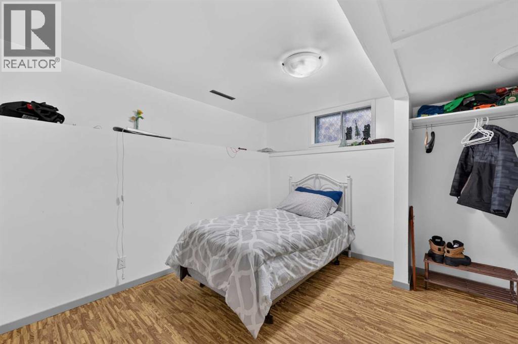 8008 36 Avenue NW, Calgary, Alberta  T3B 1W3 - Photo 26 - A2329770