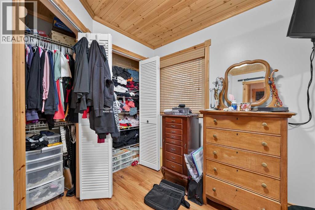 8008 36 Avenue NW, Calgary, Alberta  T3B 1W3 - Photo 20 - A2329770