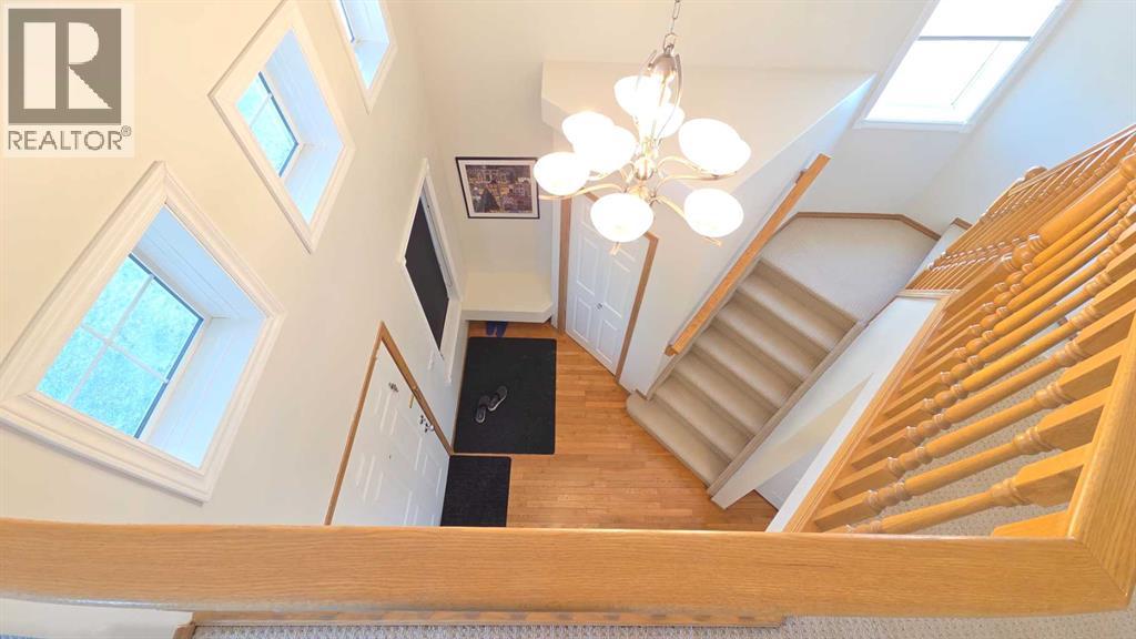 210 Panamount Hill NW, Calgary, Alberta  T3K 5P5 - Photo 17 - A2330714