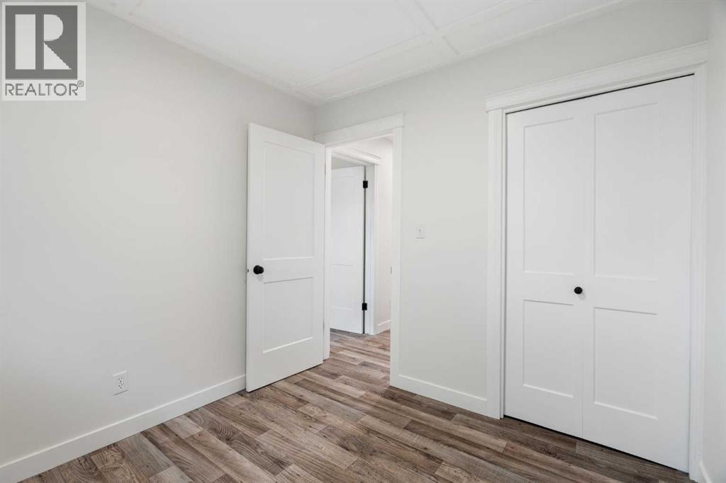 8424 Berkley Road NW, Calgary, Alberta  T3K 1B4 - Photo 23 - A2331437