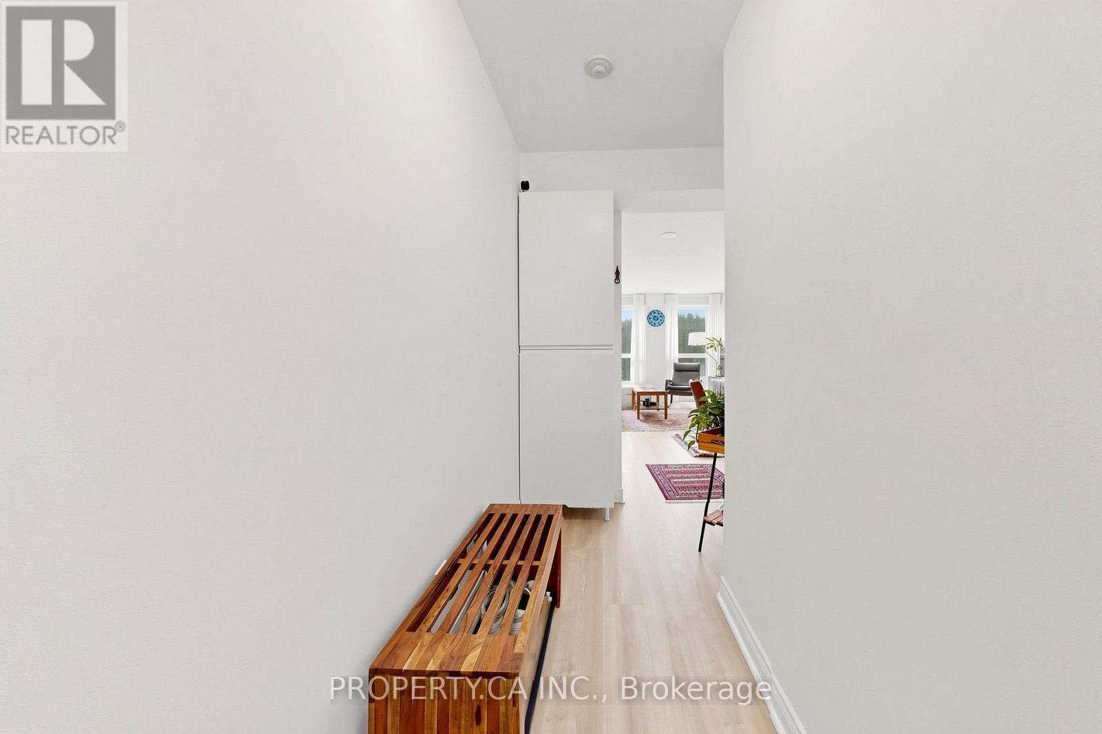 1812 - 763 Bay Street, Toronto, Ontario  M5G 2R3 - Photo 18 - C13640722