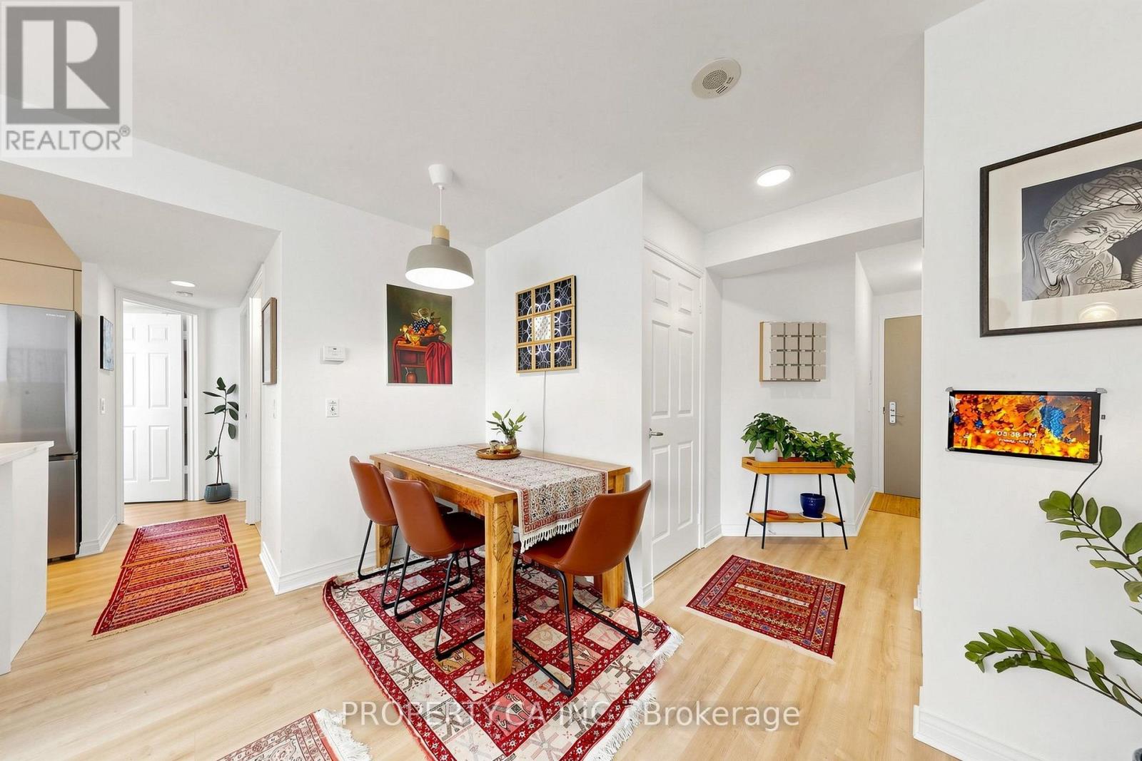1812 - 763 Bay Street, Toronto, Ontario  M5G 2R3 - Photo 8 - C13640722