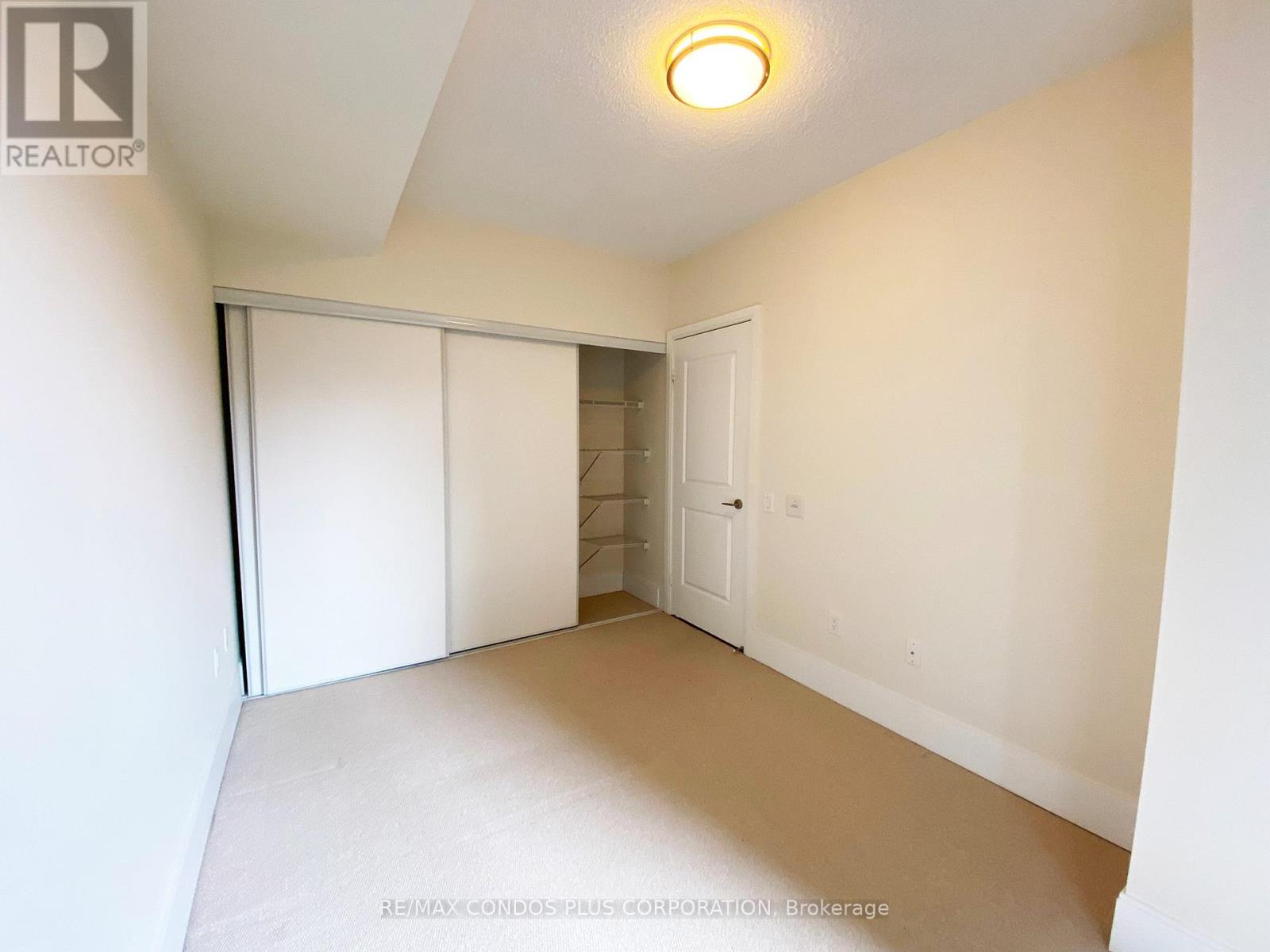 325 - 560 Front Street W, Toronto, Ontario  M5V 1C1 - Photo 12 - C13640790