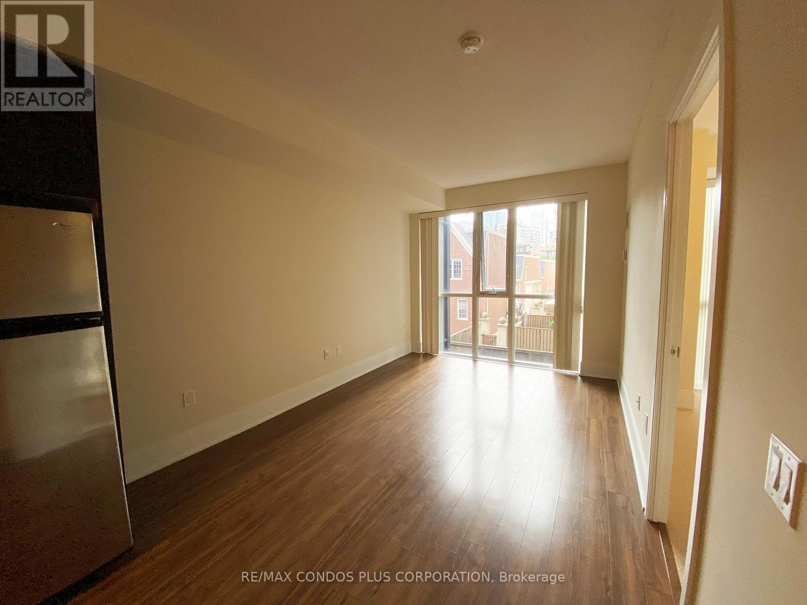 325 - 560 Front Street W, Toronto, Ontario  M5V 1C1 - Photo 8 - C13640790