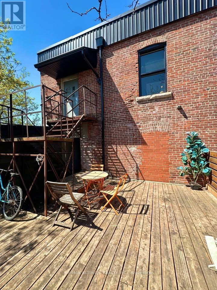 301 - 432 St Clarens Avenue, Toronto, Ontario  M6H 3W3 - Photo 13 - C13640792