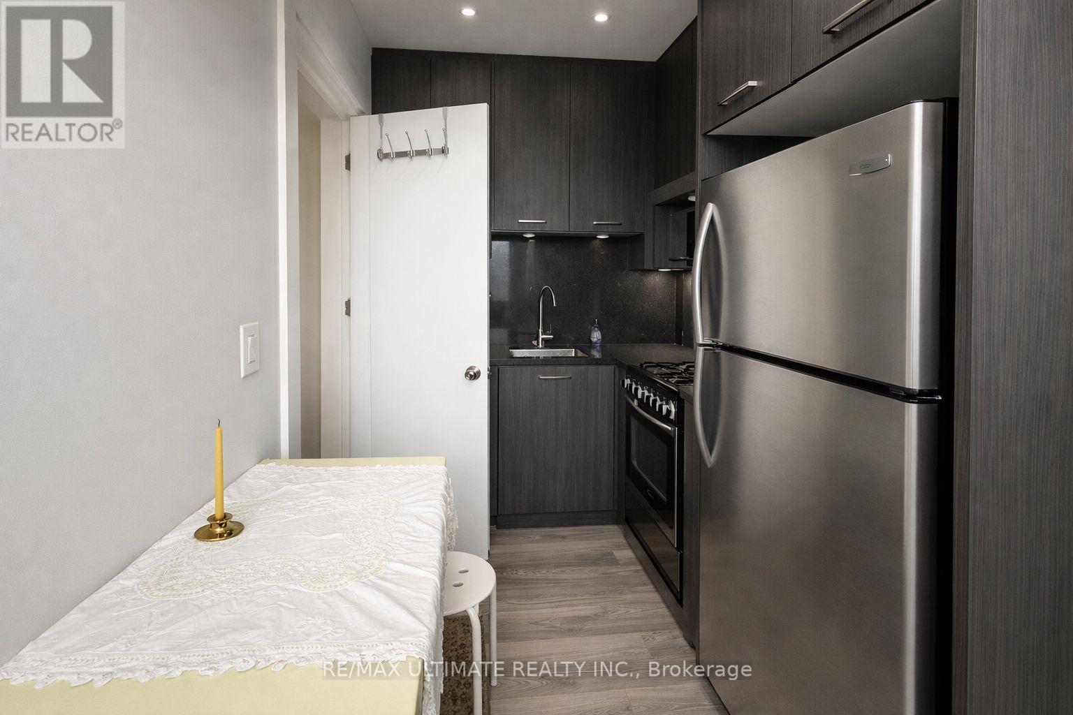 301 - 432 St Clarens Avenue, Toronto, Ontario  M6H 3W3 - Photo 9 - C13640792