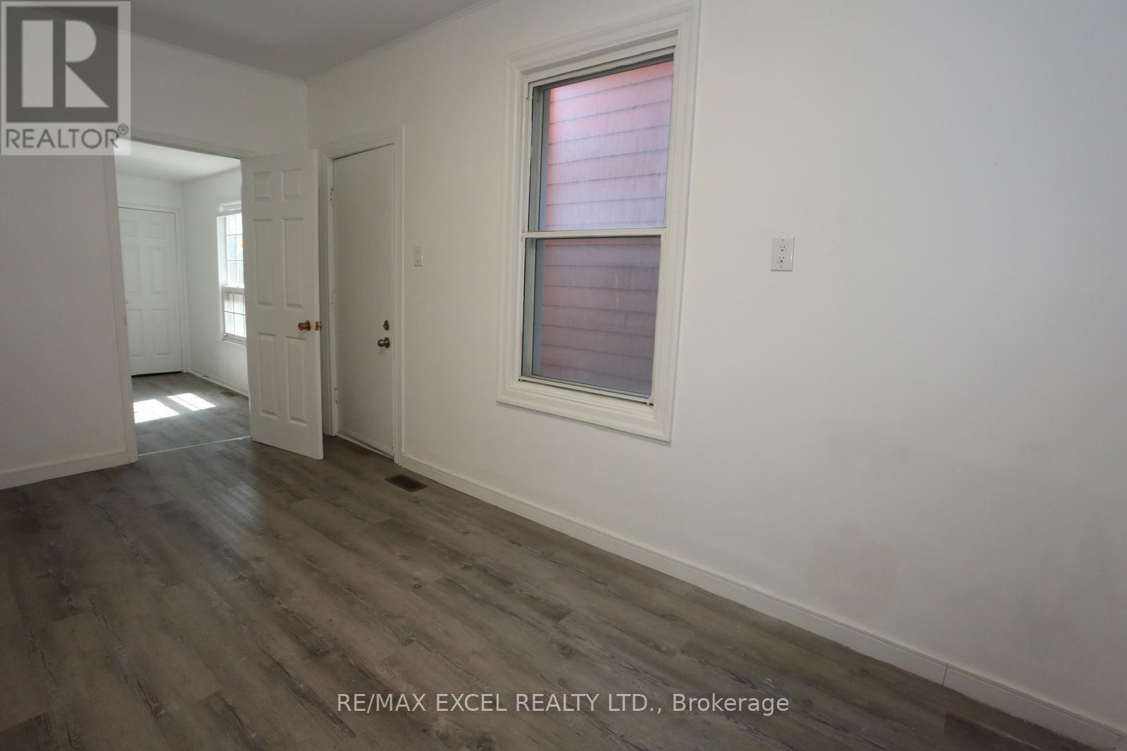 15 Oxford Street, Toronto, Ontario  M5T 1N8 - Photo 10 - C13640802