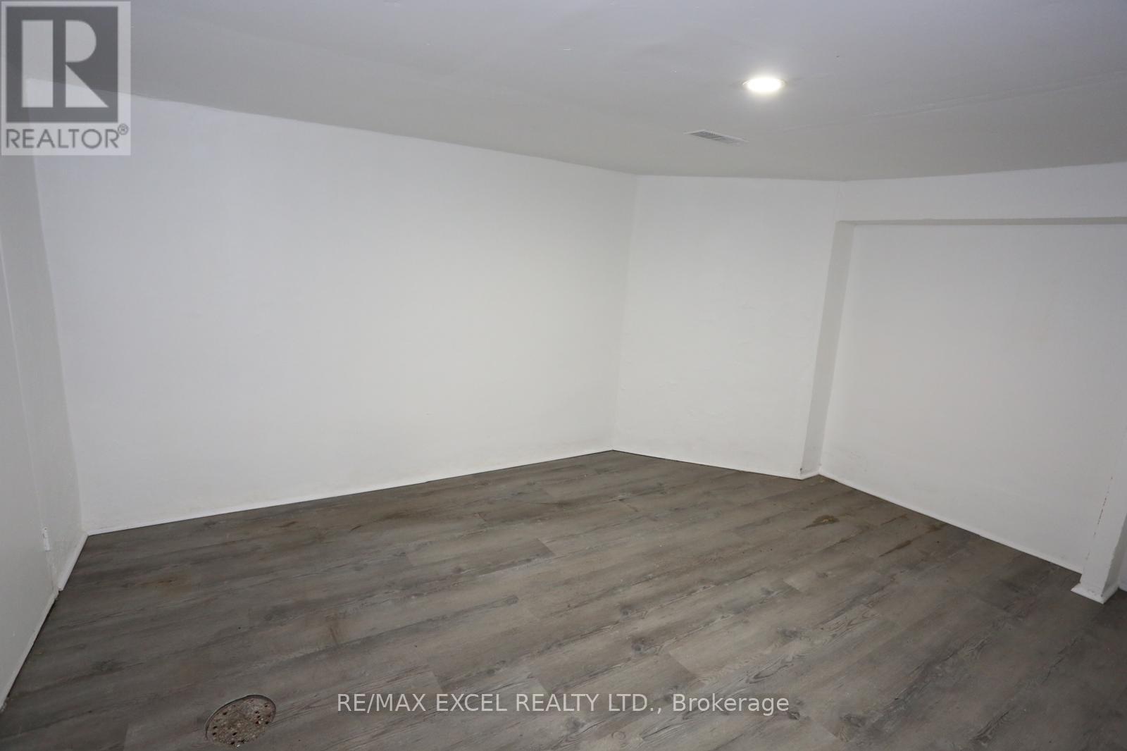15 Oxford Street, Toronto, Ontario  M5T 1N8 - Photo 15 - C13640802