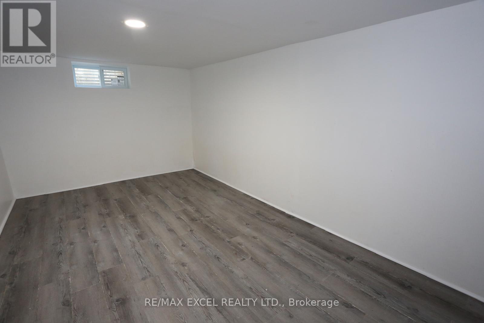 15 Oxford Street, Toronto, Ontario  M5T 1N8 - Photo 17 - C13640802