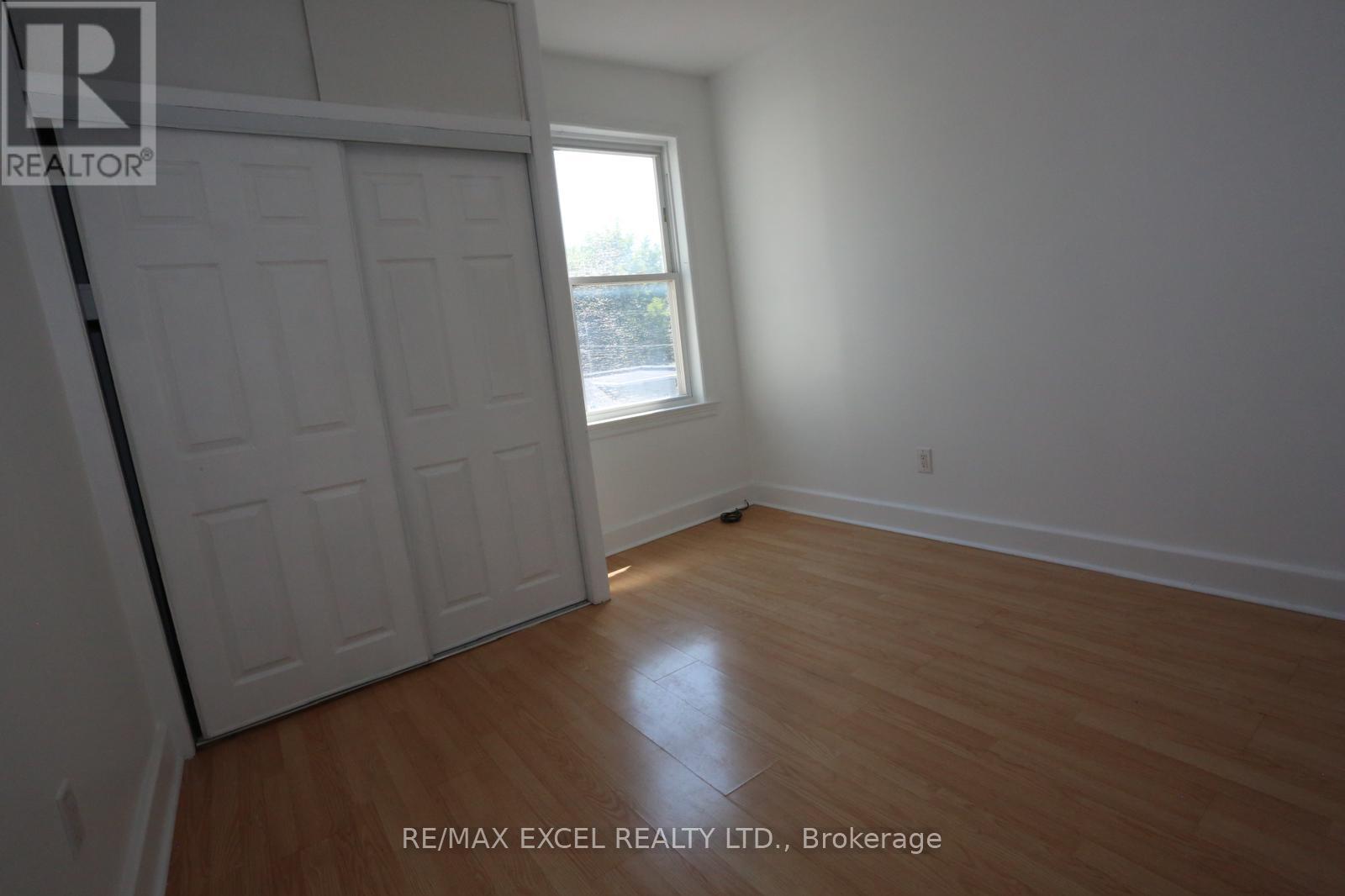 15 Oxford Street, Toronto, Ontario  M5T 1N8 - Photo 8 - C13640802