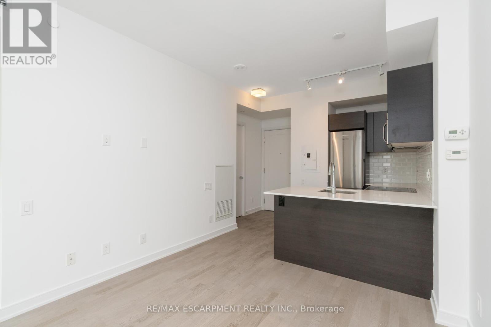 2209 - 57 St Joseph Street, Toronto, Ontario  M5S 0C5 - Photo 14 - C13640818