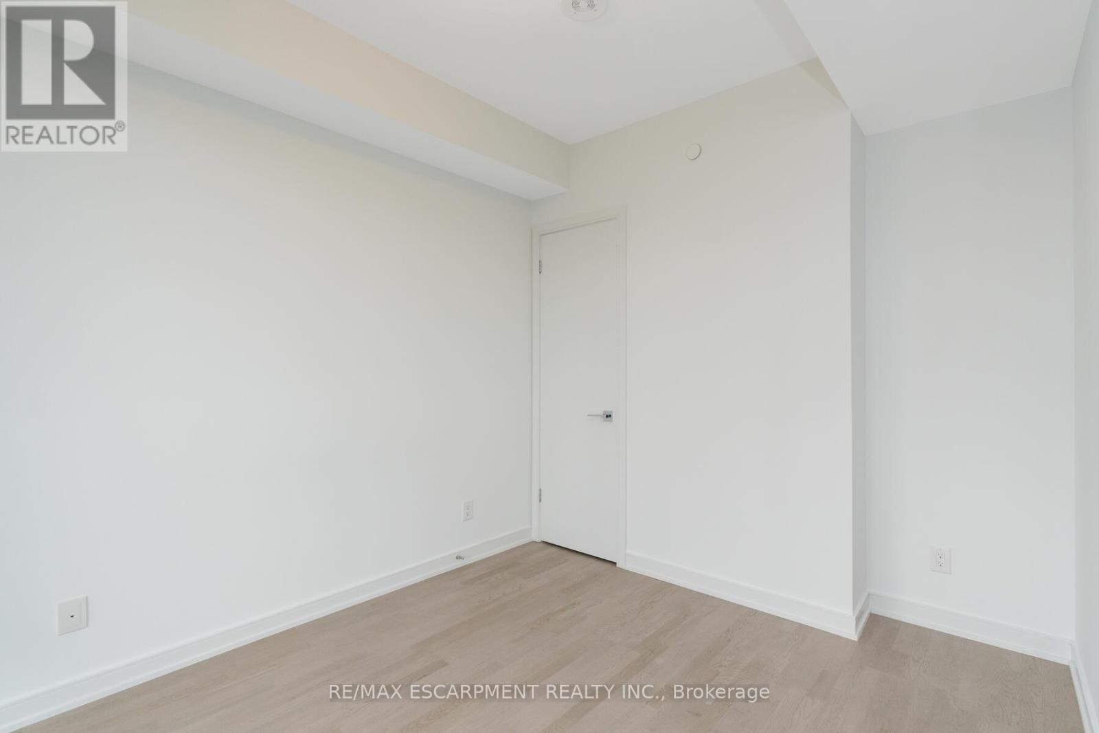 2209 - 57 St Joseph Street, Toronto, Ontario  M5S 0C5 - Photo 17 - C13640818