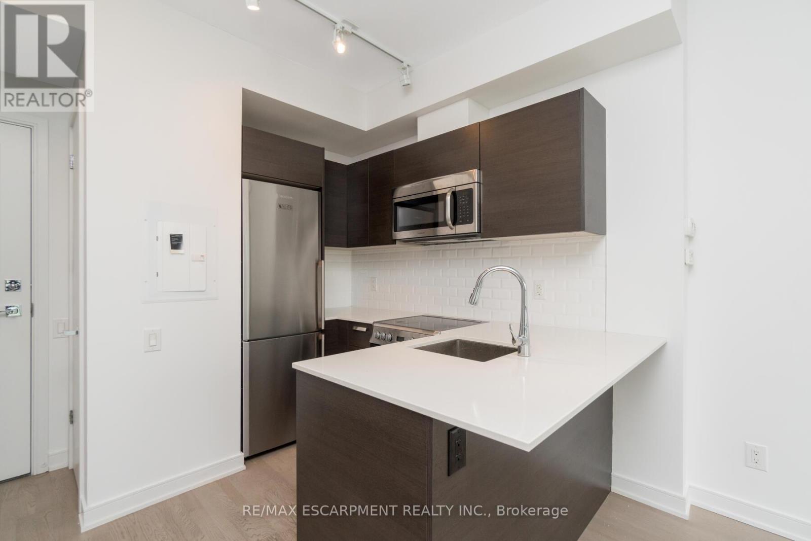 2209 - 57 St Joseph Street, Toronto, Ontario  M5S 0C5 - Photo 6 - C13640818