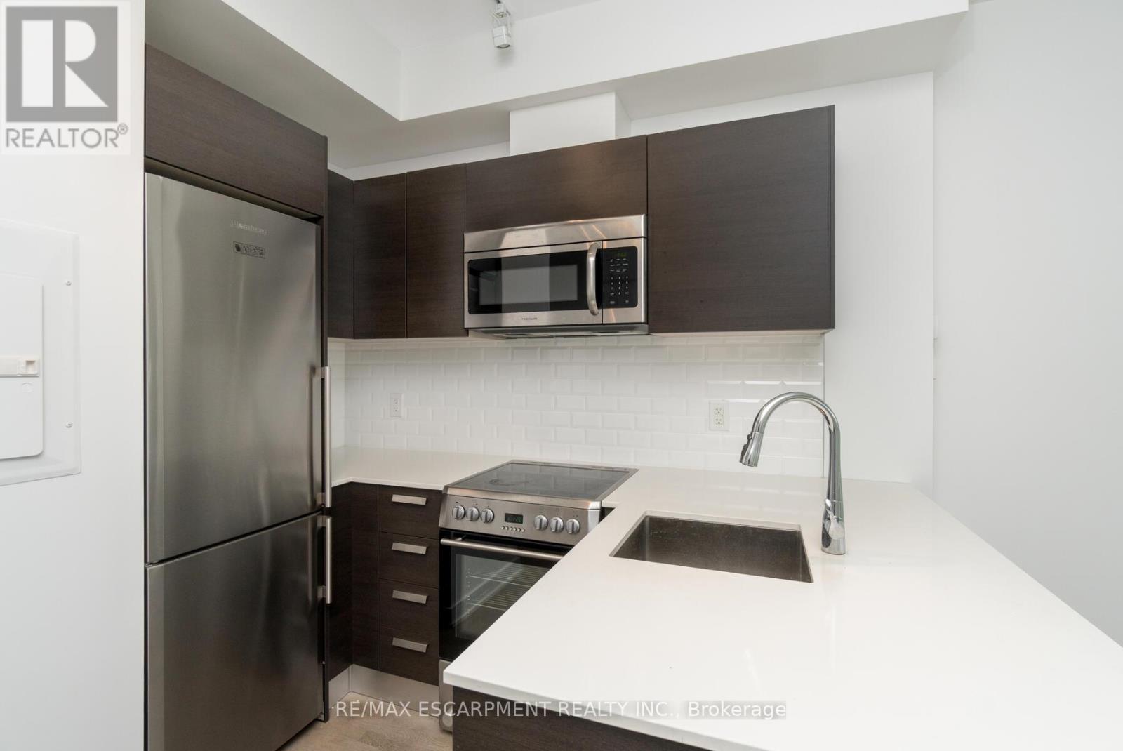 2209 - 57 St Joseph Street, Toronto, Ontario  M5S 0C5 - Photo 8 - C13640818