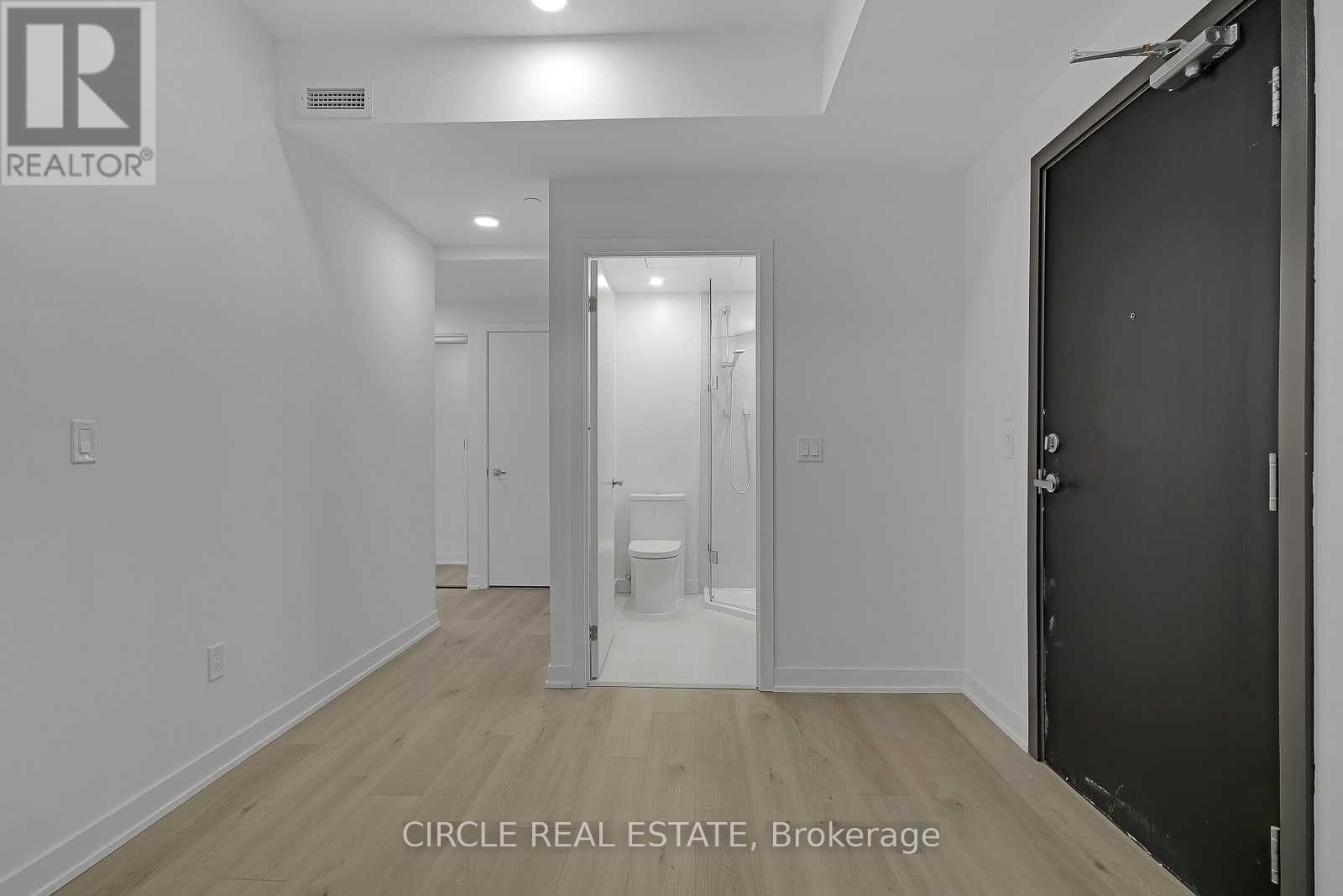 701 - 1 Cardiff Road, Toronto, Ontario  M4P 0G2 - Photo 8 - C13640832