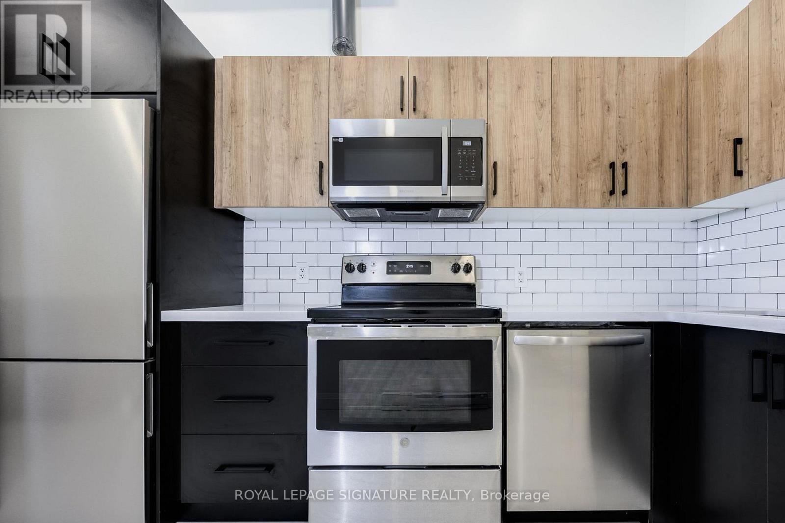 2nd Floor - 414 Spadina Avenue, Toronto, Ontario  M5T 2G7 - Photo 13 - C13640864