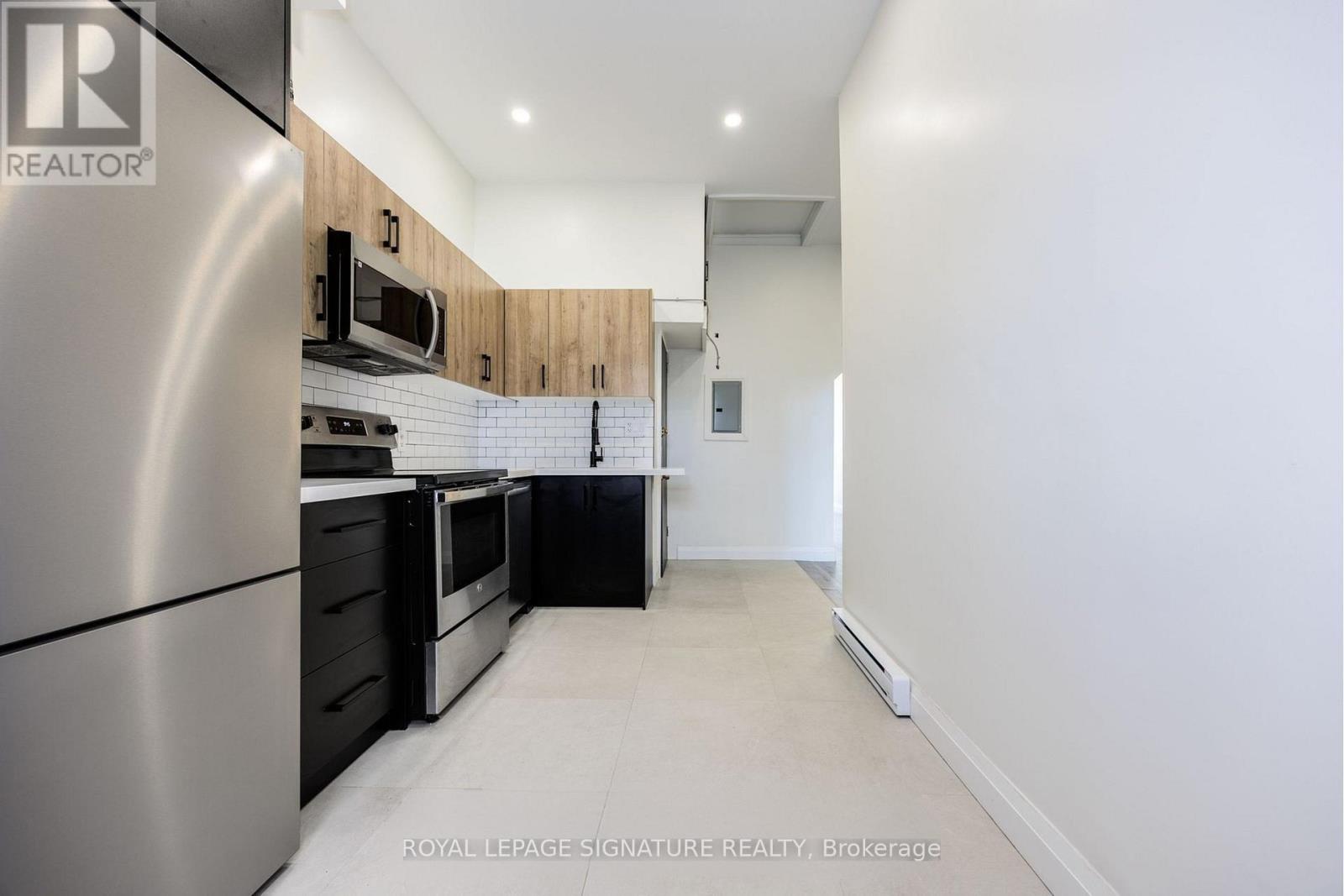 2nd Floor - 414 Spadina Avenue, Toronto, Ontario  M5T 2G7 - Photo 14 - C13640864