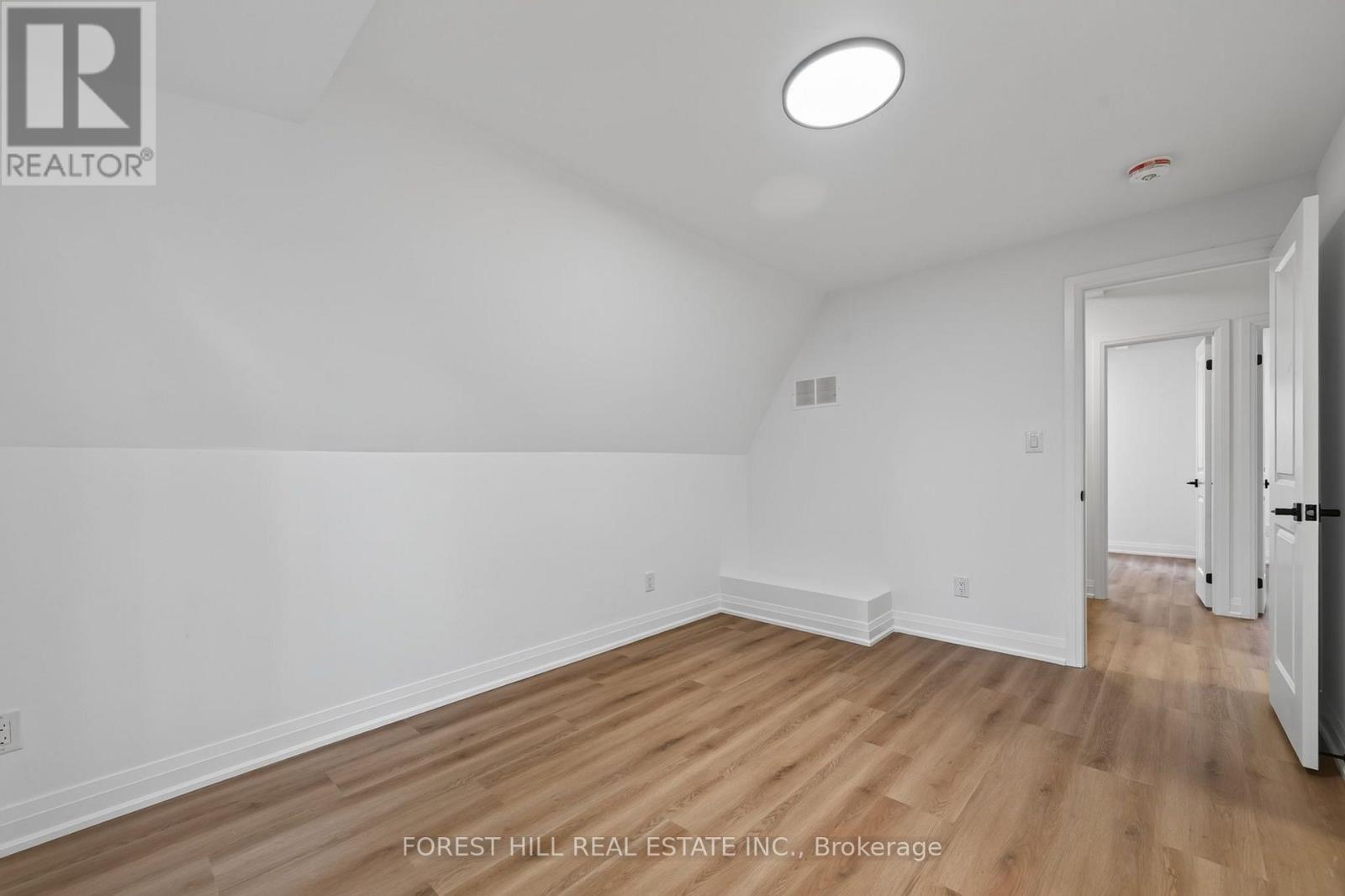 R - Garden - 221 Churchill Avenue, Toronto, Ontario  M2N 1X6 - Photo 18 - C13640918