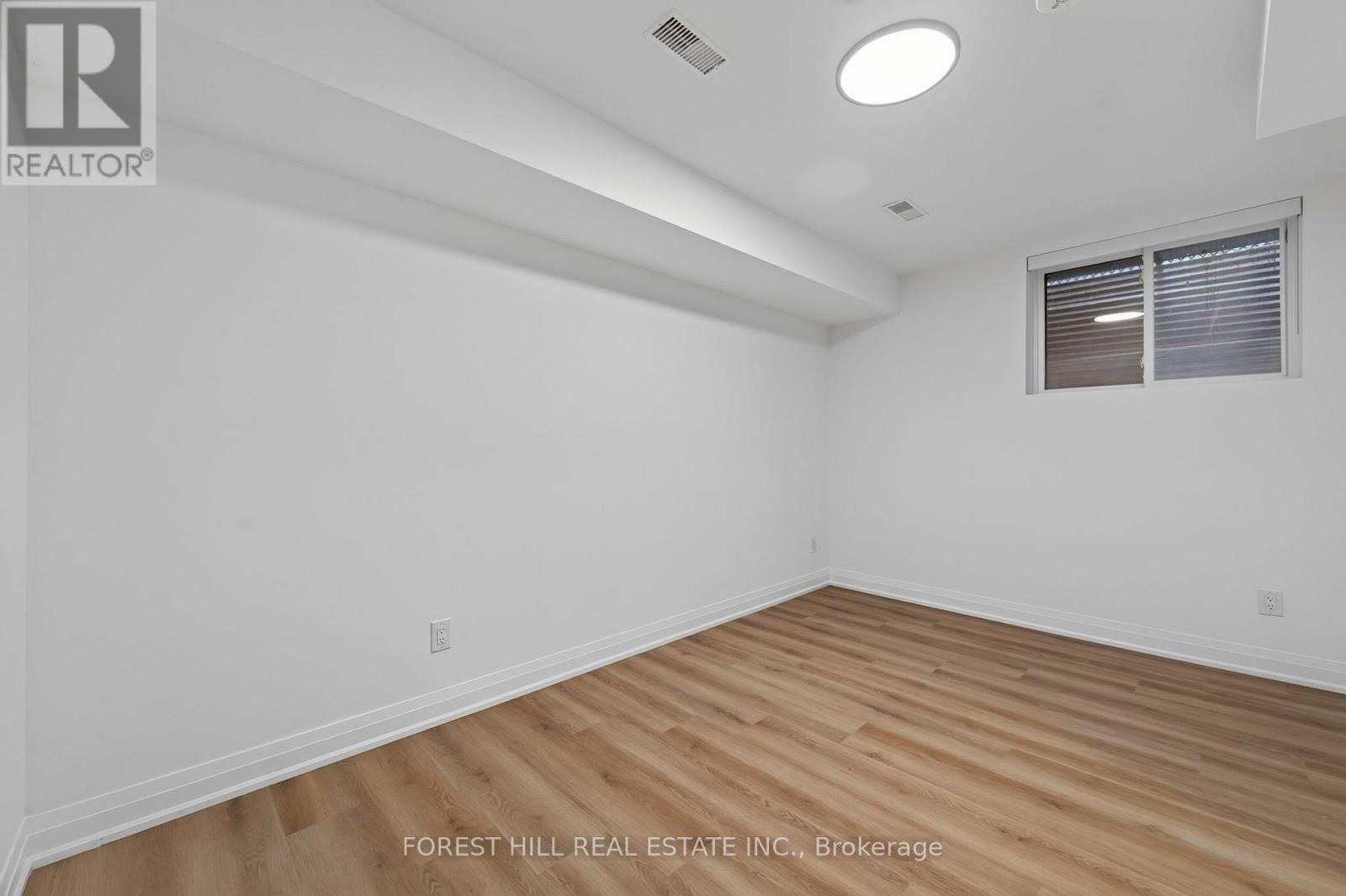 R - Garden - 221 Churchill Avenue, Toronto, Ontario  M2N 1X6 - Photo 23 - C13640918
