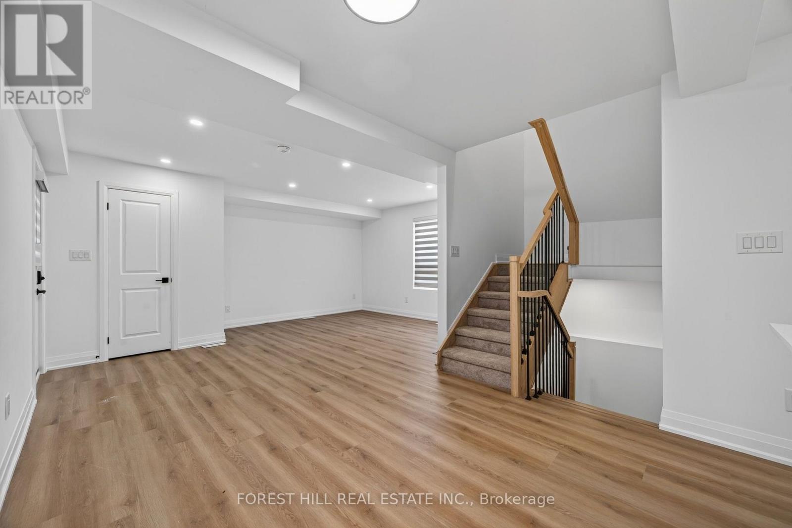 R - Garden - 221 Churchill Avenue, Toronto, Ontario  M2N 1X6 - Photo 35 - C13640918