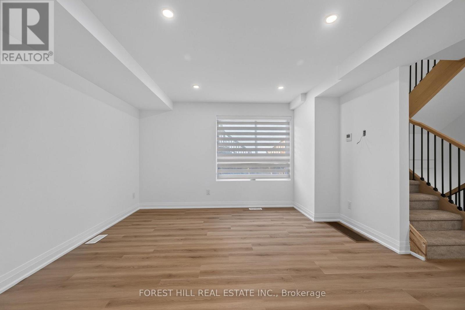 R - Garden - 221 Churchill Avenue, Toronto, Ontario  M2N 1X6 - Photo 39 - C13640918