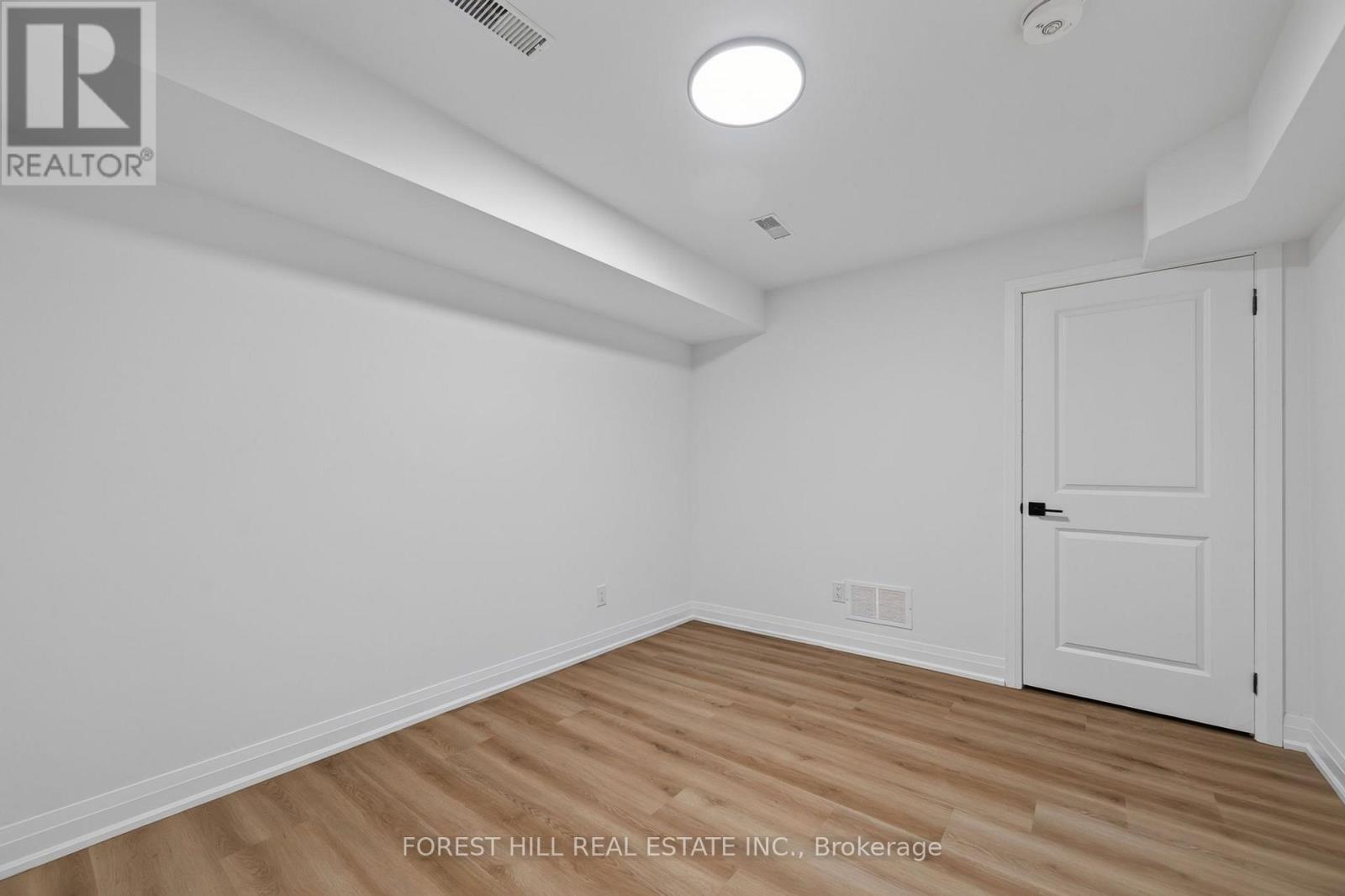 R - Garden - 221 Churchill Avenue, Toronto, Ontario  M2N 1X6 - Photo 46 - C13640918