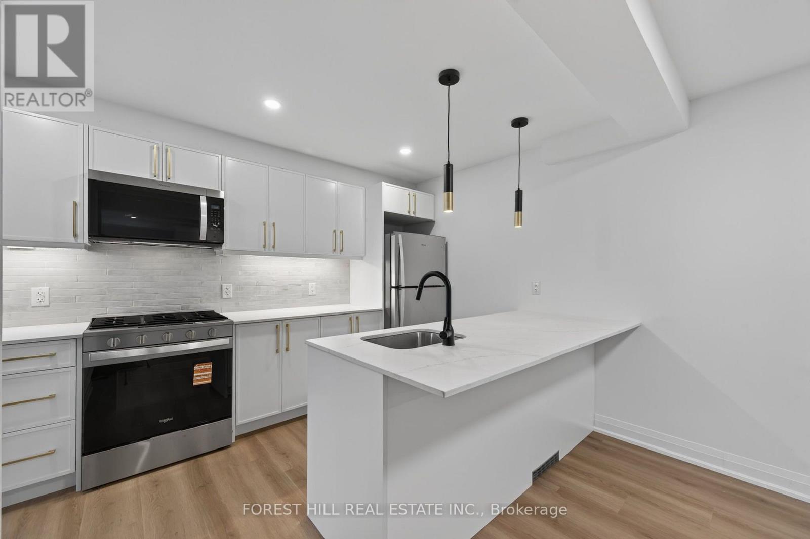 R - Garden - 221 Churchill Avenue, Toronto, Ontario  M2N 1X6 - Photo 8 - C13640918