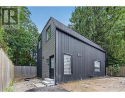 R - GARDEN - 221 CHURCHILL AVENUE, Toronto, Ontario