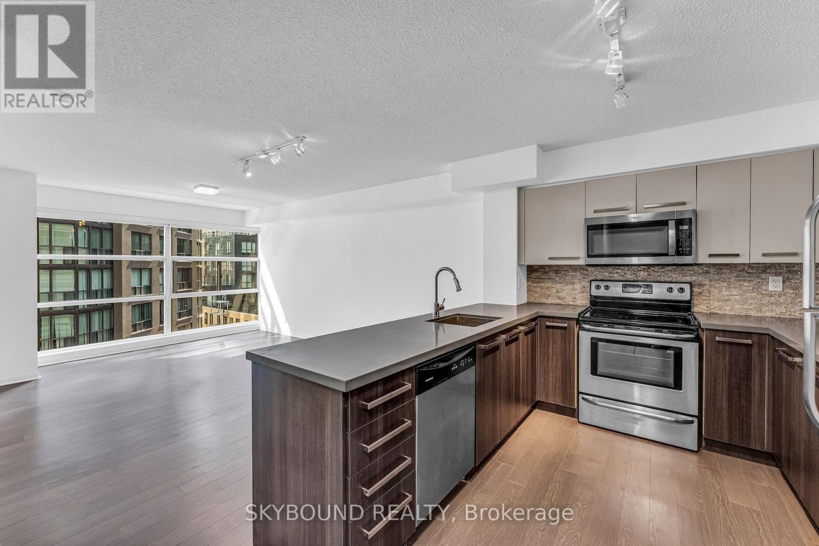 505 - 11 St Joseph Street, Toronto, Ontario  M4Y 1J8 - Photo 6 - C13640932