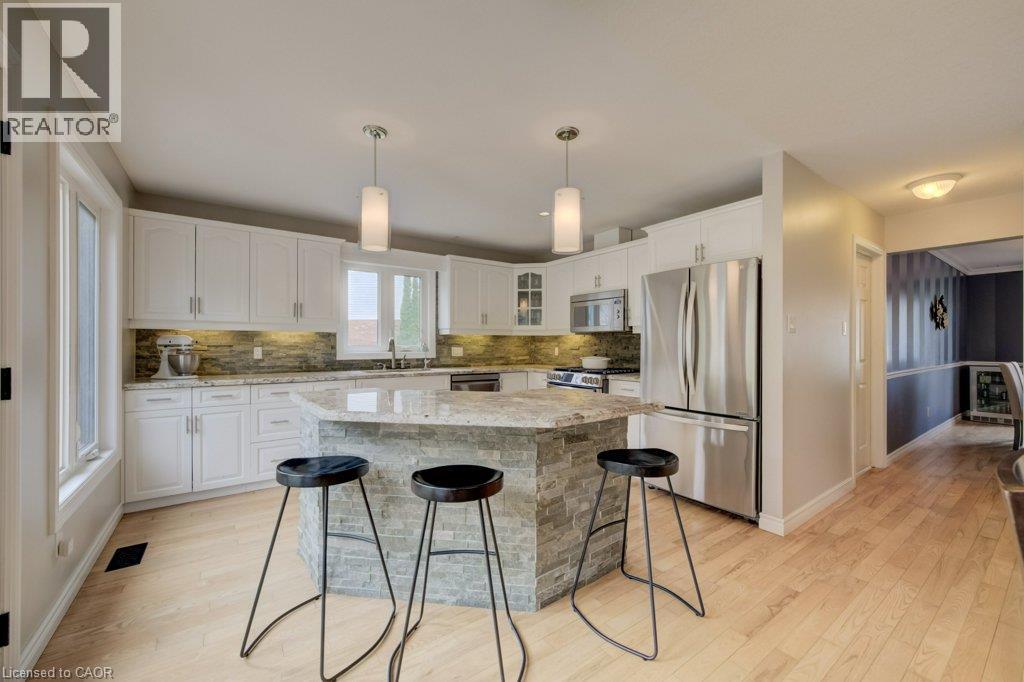 207 Woodridge Drive, Mannheim, Ontario  N0B 2N0 - Photo 13 - 40853548