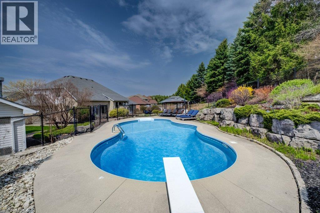 207 Woodridge Drive, Mannheim, Ontario  N0B 2N0 - Photo 38 - 40853548