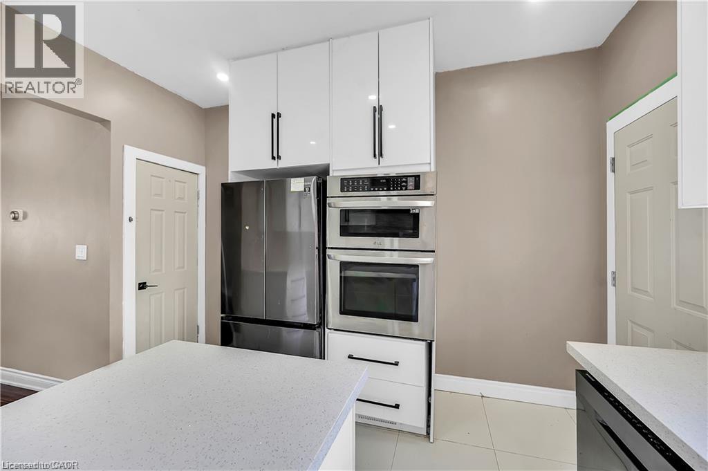 334 Cannon Street E, Hamilton, Ontario  L8L 2B9 - Photo 14 - 40853376