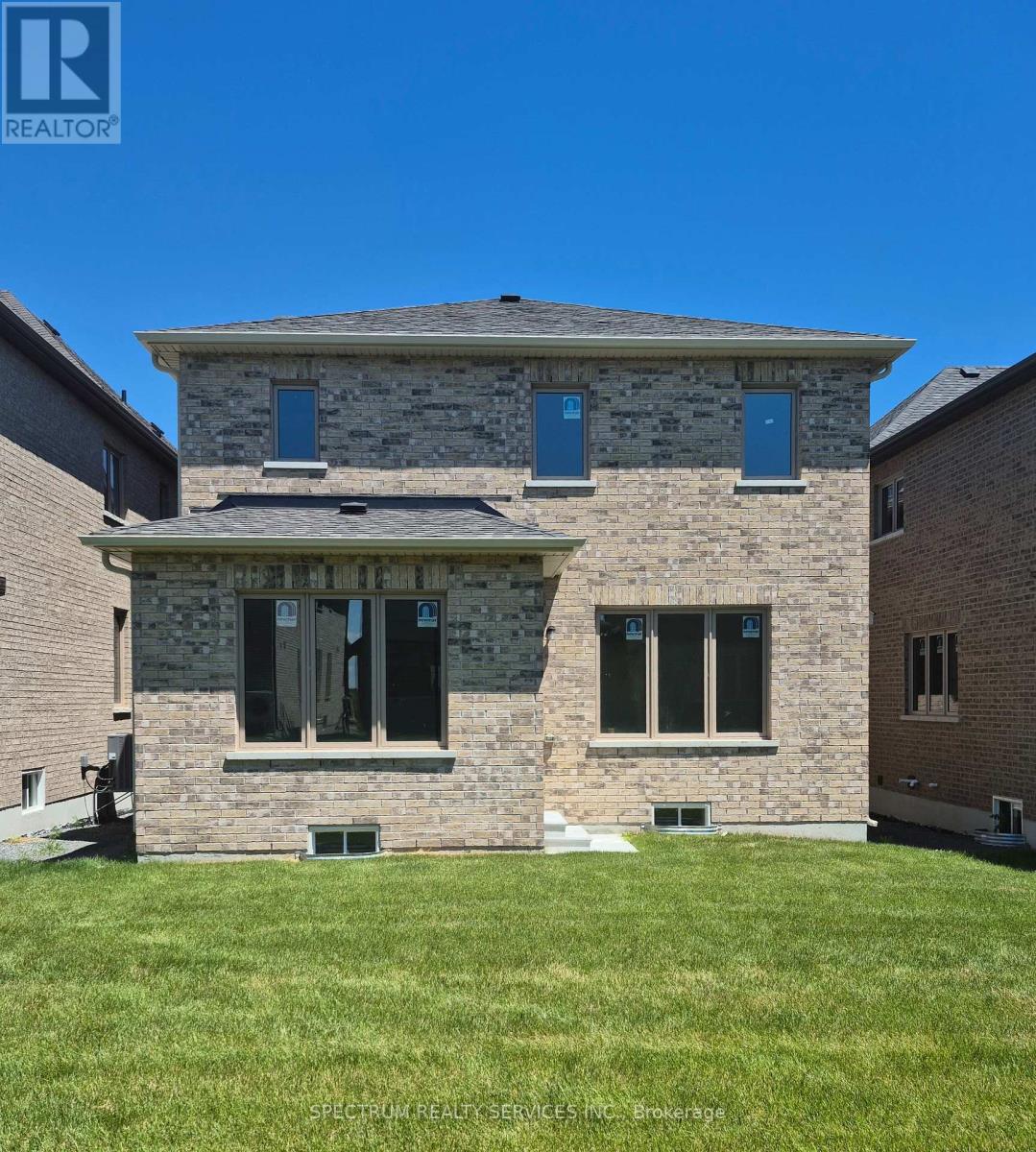 18 Rogerson Street, Clarington, Ontario  L1B 0W4 - Photo 5 - E13640800