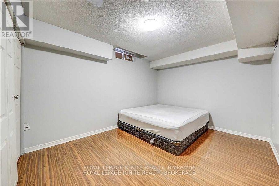 Bsmt - 32 Lansbury Drive, Toronto, Ontario  M1V 3H6 - Photo 11 - E13640846