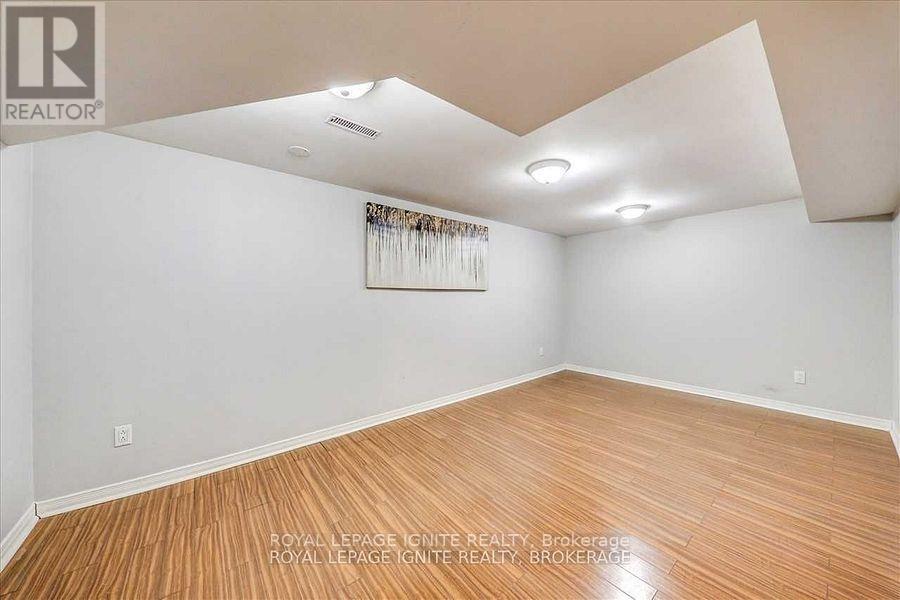 Bsmt - 32 Lansbury Drive, Toronto, Ontario  M1V 3H6 - Photo 5 - E13640846