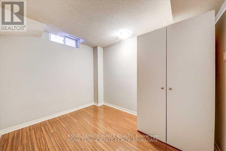 Bsmt - 32 Lansbury Drive, Toronto, Ontario  M1V 3H6 - Photo 8 - E13640846